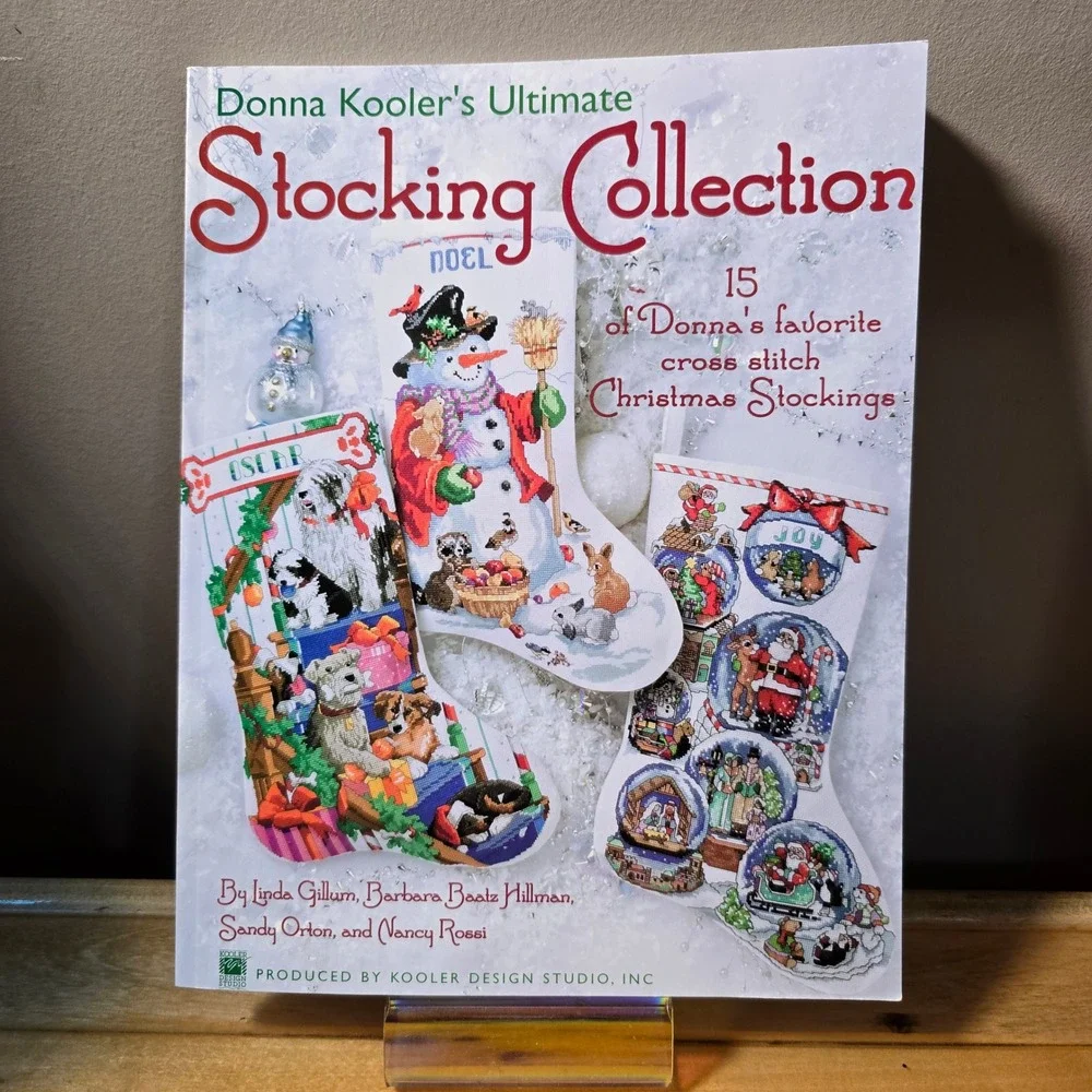 Donna Kooler's Ultimate Stocking Collection Cross Stitch Pattern Book 15 Designs